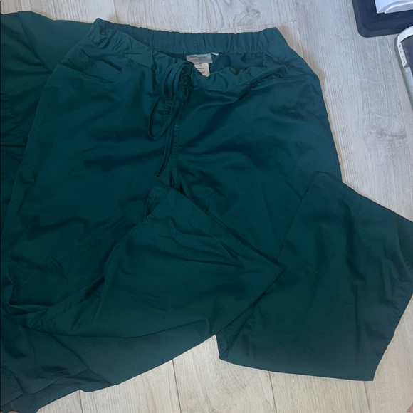 Dark Green Scrub Set - Picture 2 of 4